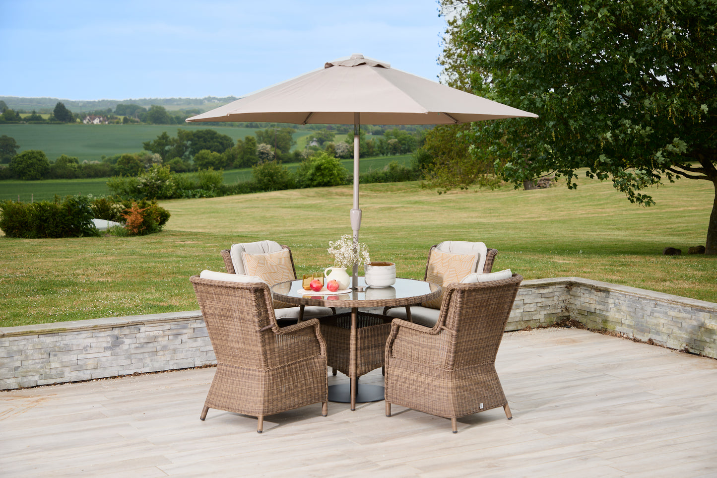 Montpellier 4 Seater Dining Set with 2.5m Parsol