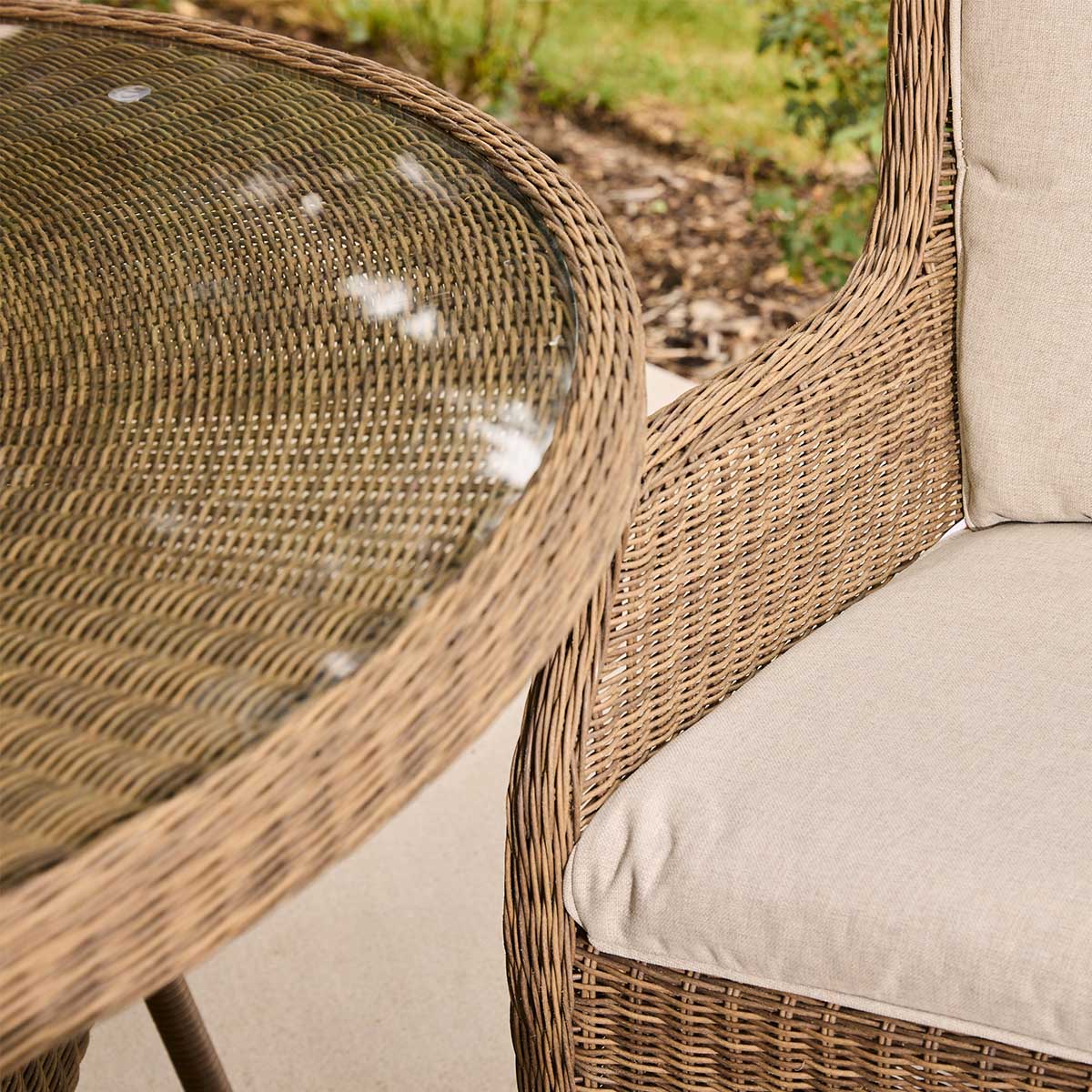 Montpellier 4 Seater Dining Set with 2.5m Parsol