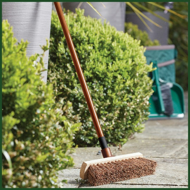 Natural Bristle Yard Broom 30cm