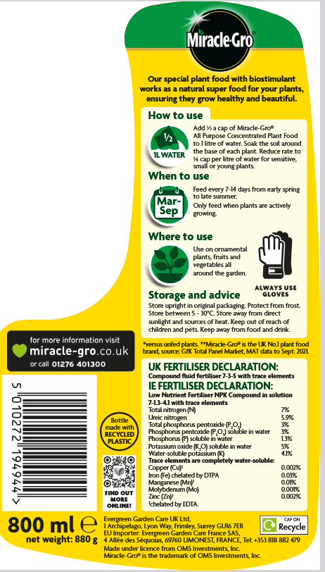 Miracle-Gro® Pour & Feed™ Ready to Use Plant Food 1L