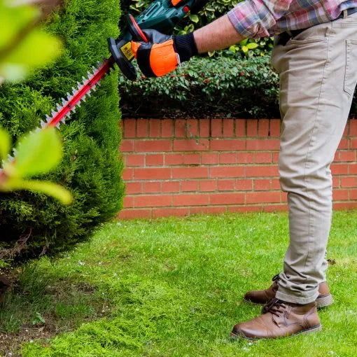 Webb Eco WEV20HTB2 20V 50cm (20″) Cordless Hedge Trimmer (2Ah Battery & Charger included)