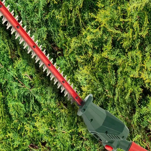 Webb Eco WEV20PHTB2 20V 50cm Cordless Long Reach Hedge Trimmer (2Ah Battery & Charger included)