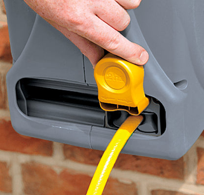 Hozelock - 2 in 1 Compact Reel 25m with Attachments & Spray Nozzle