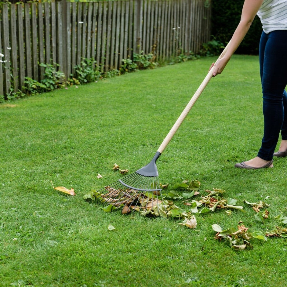 Kent & Stowe Carbon Steel Long Handled Lawn / Leaf Rake